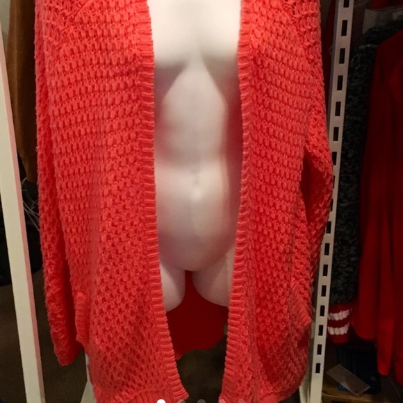 Long Cardigan - Picture 3 of 4